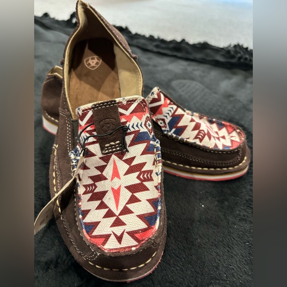 NEW Ariat Women's Slip On Aztec Cruiser - Brown Suede/Burgundy Aztec Size 8 New